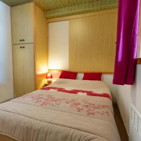 Les Balcons De St So 6