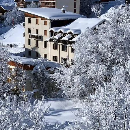 Les Balcons De St So 6 *